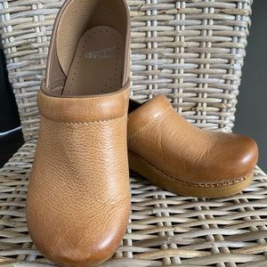 Women’s Dansko Clog